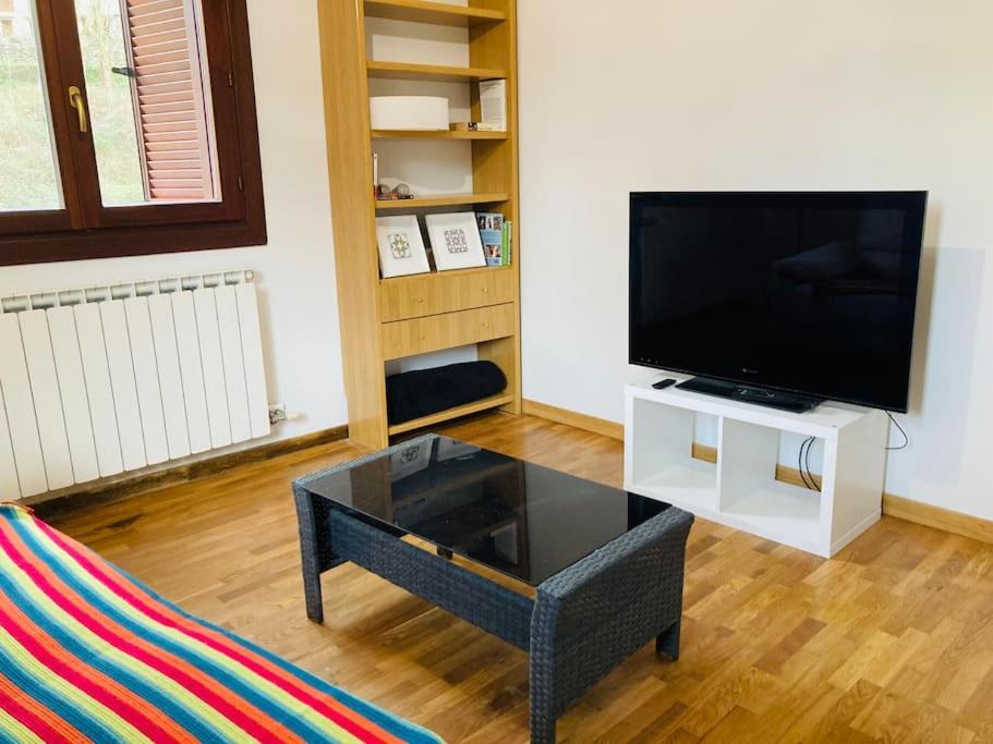 Bonito Apartamento En Ezcaray Azarrulla Exterior foto